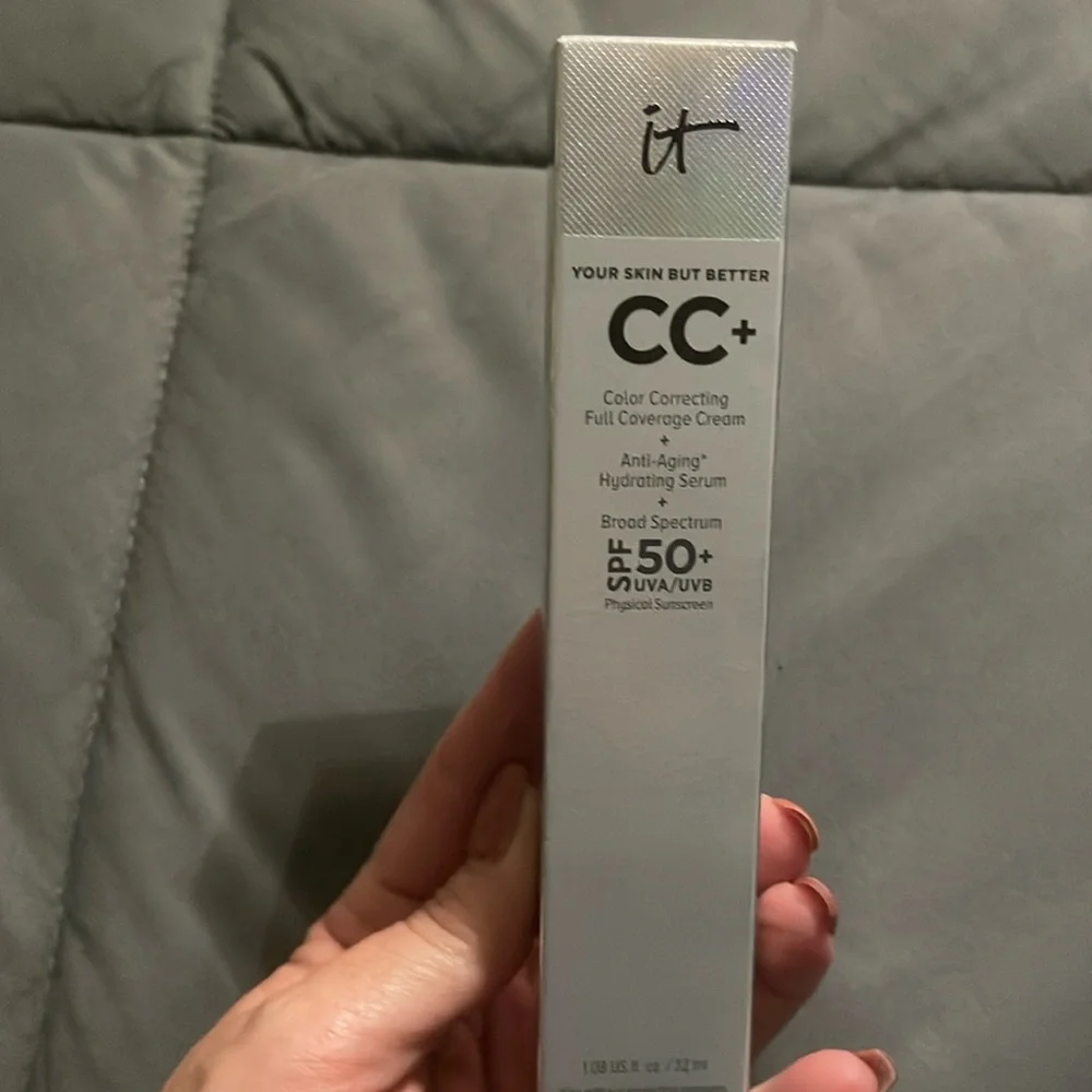 CC+ CREAM FULL-COVERAGE FOUNDATION WITH SPF 50+ FULL SIZE - Picture 1 of 4
